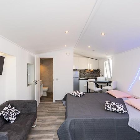 Corfu Downtown Suites Kültér fotó